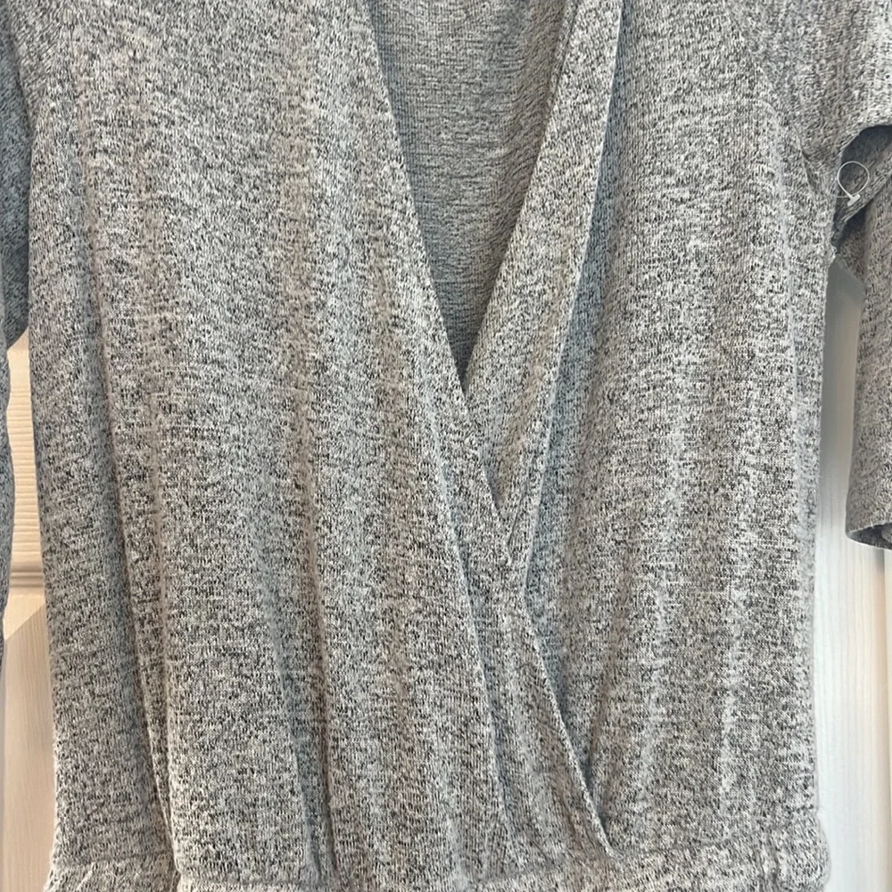 Comfort and Style with This Soho NY&C Jumper/Romper! 🌟size:  small/very cozy - Picture 2 of 4